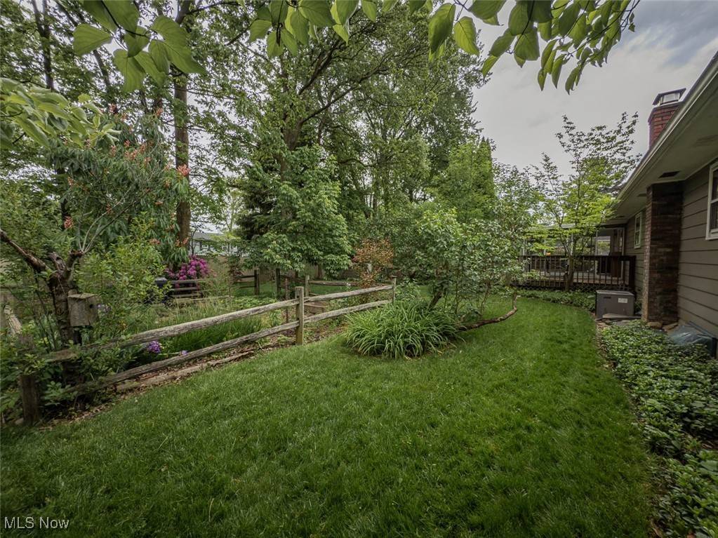 Norton, OH 44203,2785 Greenridge RD