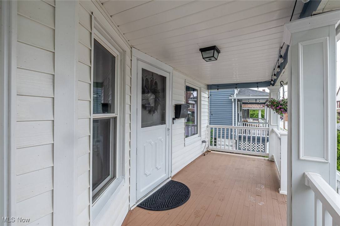 Lakewood, OH 44107,1436 Olivewood AVE