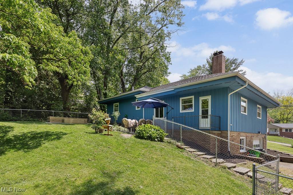 North Canton, OH 44720,541 Glenwood ST SW