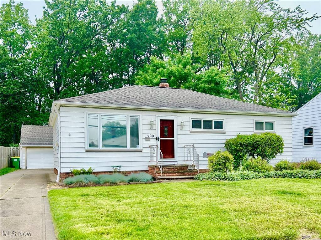 Willowick, OH 44095,720 E 300th ST