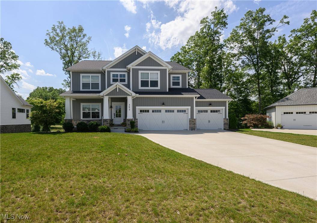 Uniontown, OH 44685,392 Amberley DR
