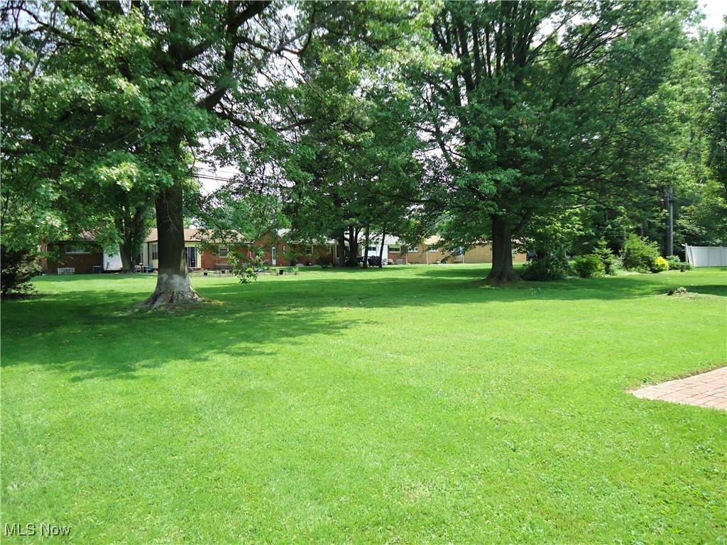 Lyndhurst, OH 44124,1857 Brainard RD