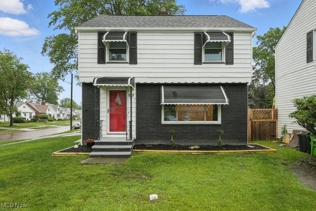 Euclid, OH 44132,347 E 271st ST