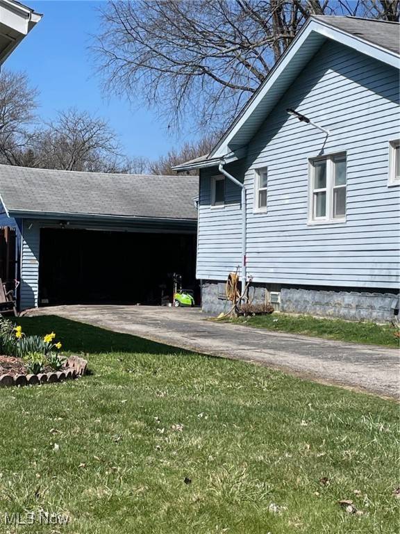 Akron, OH 44305,772 Shoshone AVE