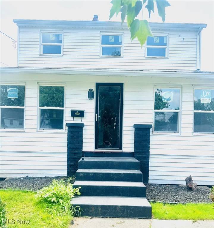 Akron, OH 44320,1389 Diagonal RD