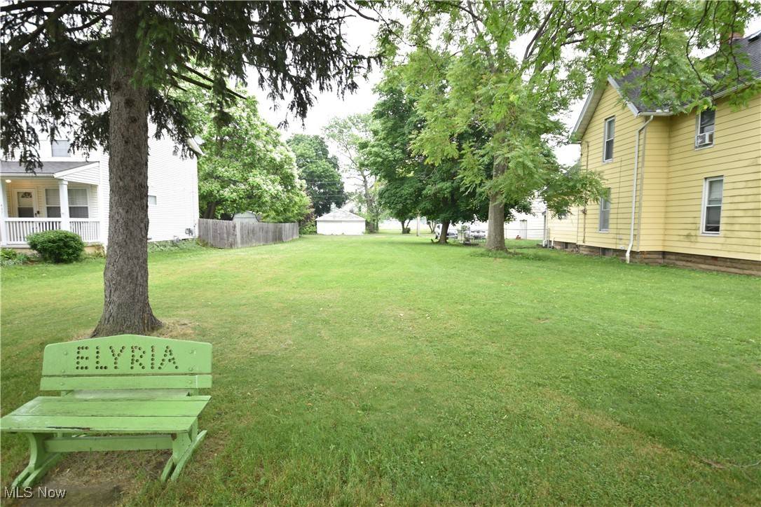 Elyria, OH 44035,433 Adams ST