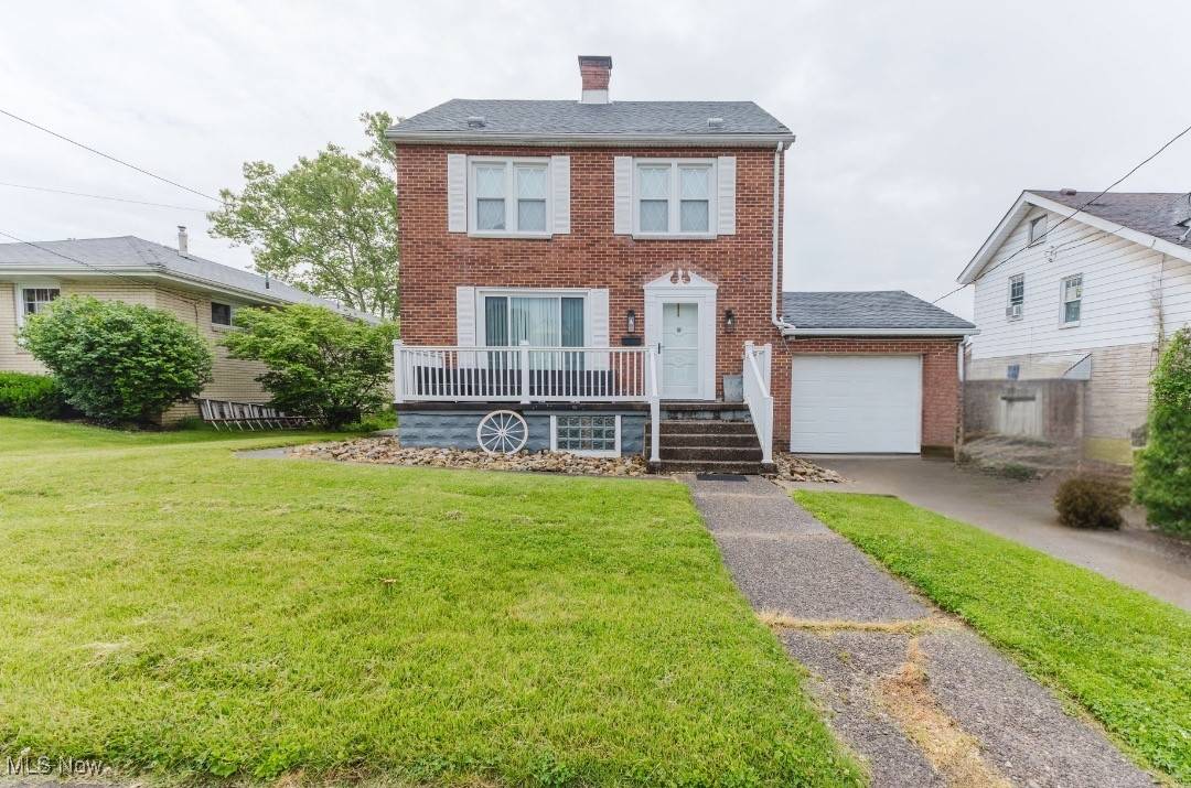 Weirton, WV 26062,3804 Collins WAY