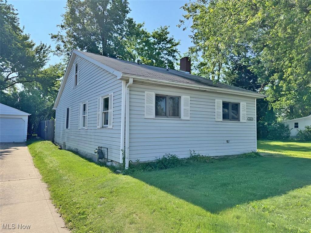 Willoughby, OH 44094,1013 Westwood DR