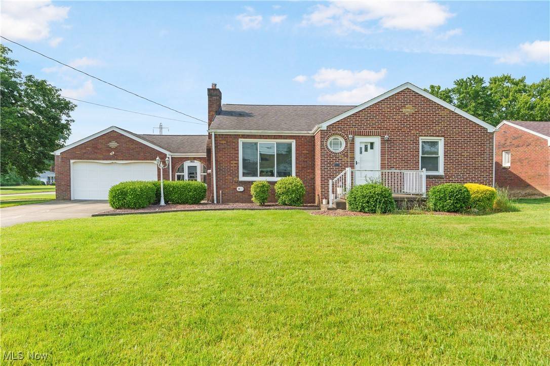 Struthers, OH 44471,230 Hamilton BLVD