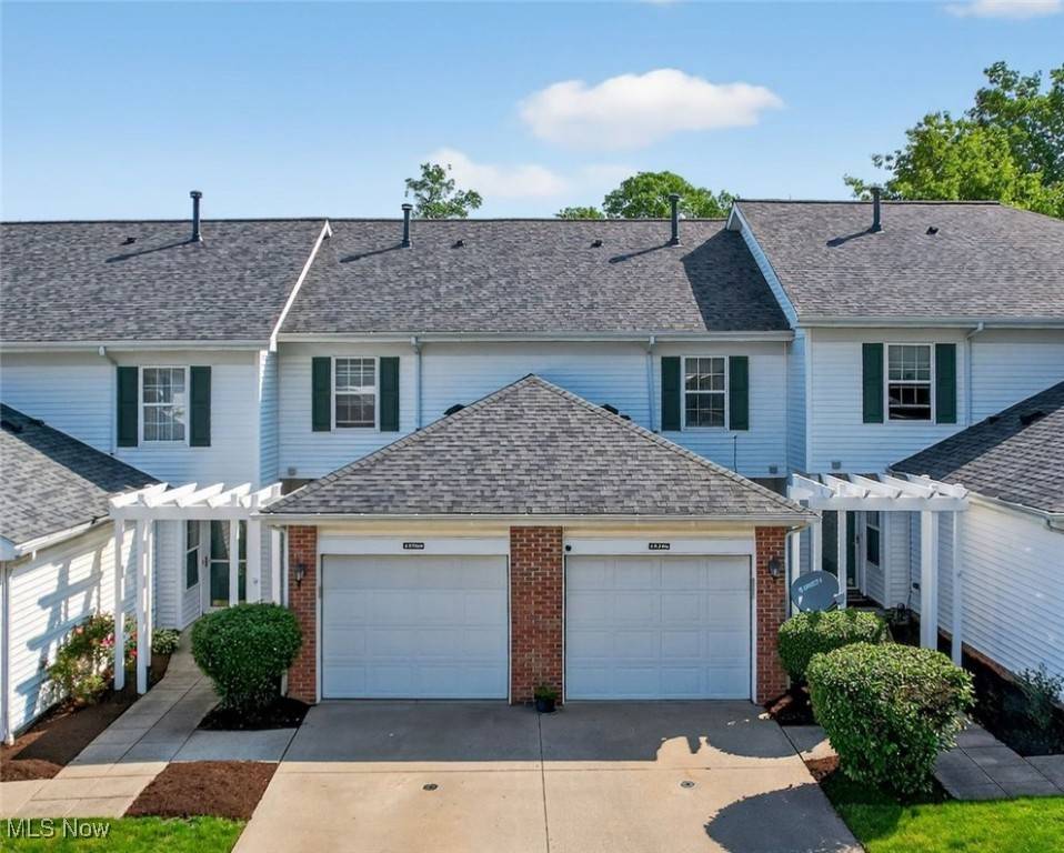 Middleburg Heights, OH 44130,15496 Shaleside CT