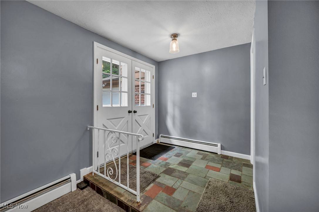 Chesterland, OH 44026,12084 Heath RD
