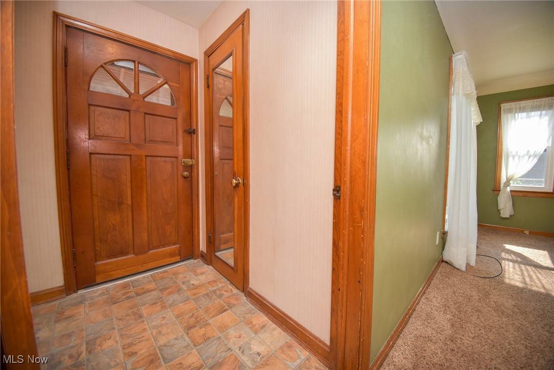Cleveland, OH 44119,19308 Pawnee AVE