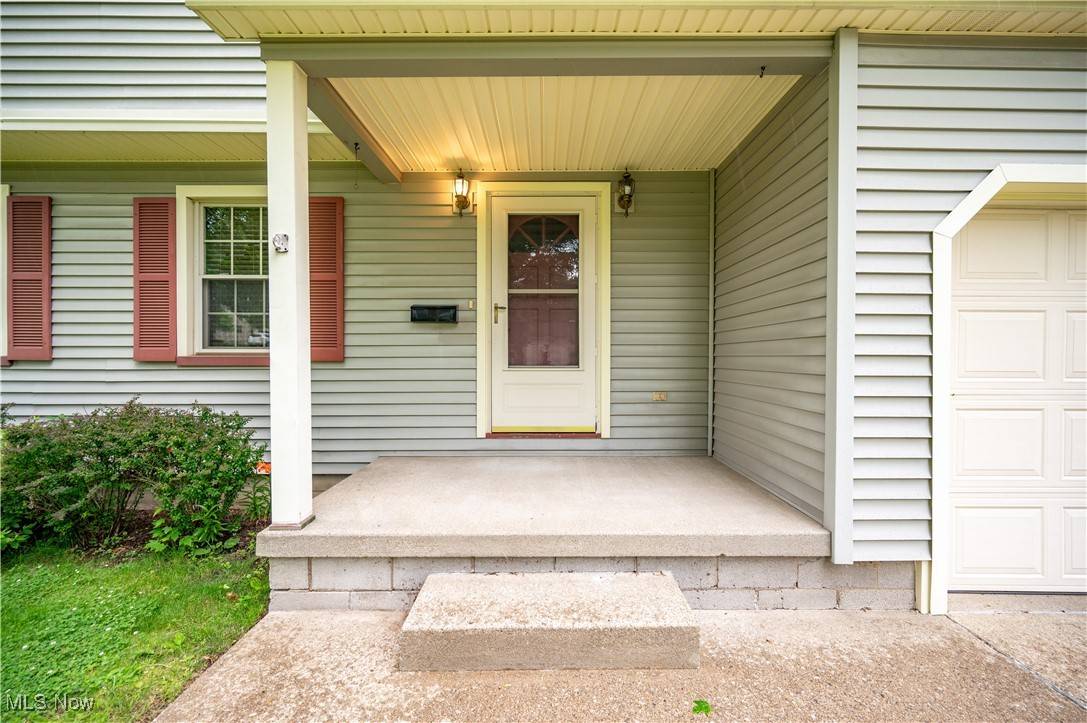Boardman, OH 44511,3042 Straley LN