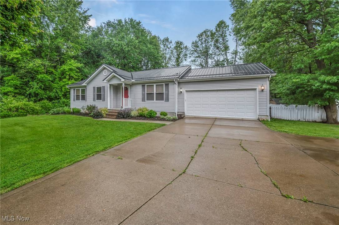 Orwell, OH 44076,44 Leffingwell DR