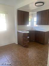 Garfield Heights, OH 44125,4673 E 88th ST