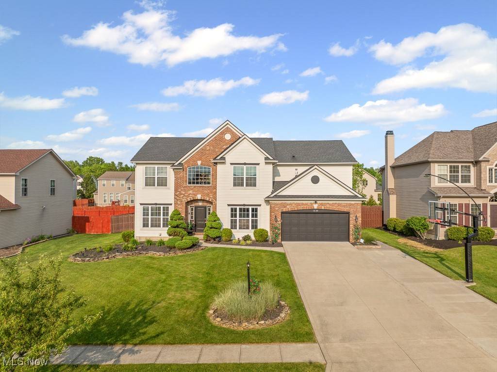 Brunswick, OH 44212,1239 West Chase DR