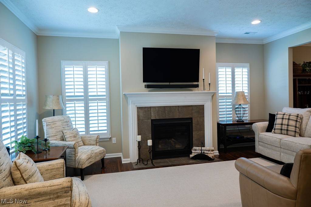 Lorain, OH 44053,3327 Morningside WAY