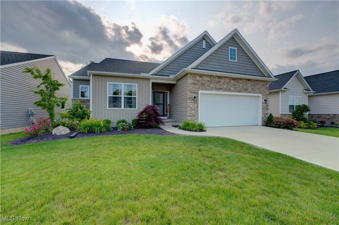 Elyria, OH 44035,105 W Spring DR