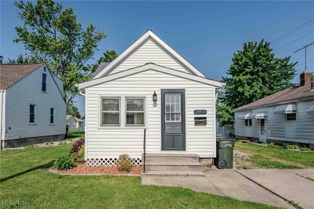 Elyria, OH 44035,203 Warren AVE