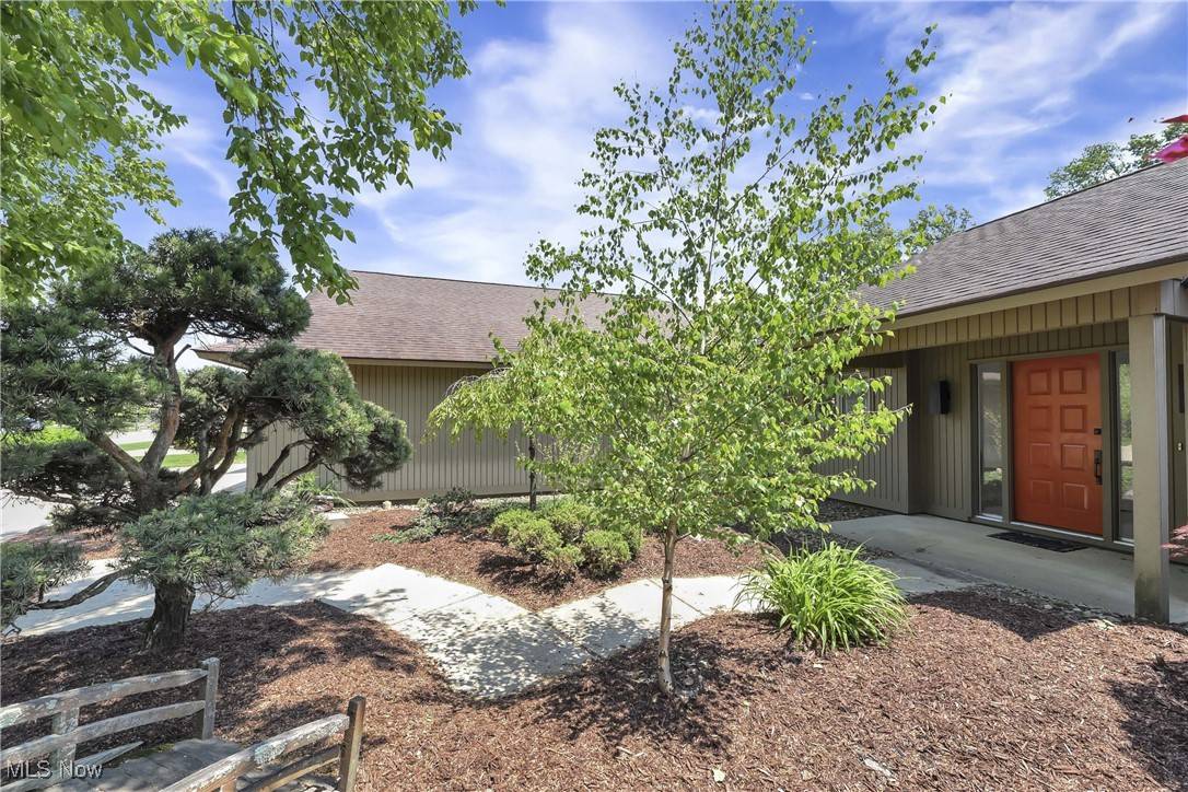 North Ridgeville, OH 44039,32539 Bridgestone DR