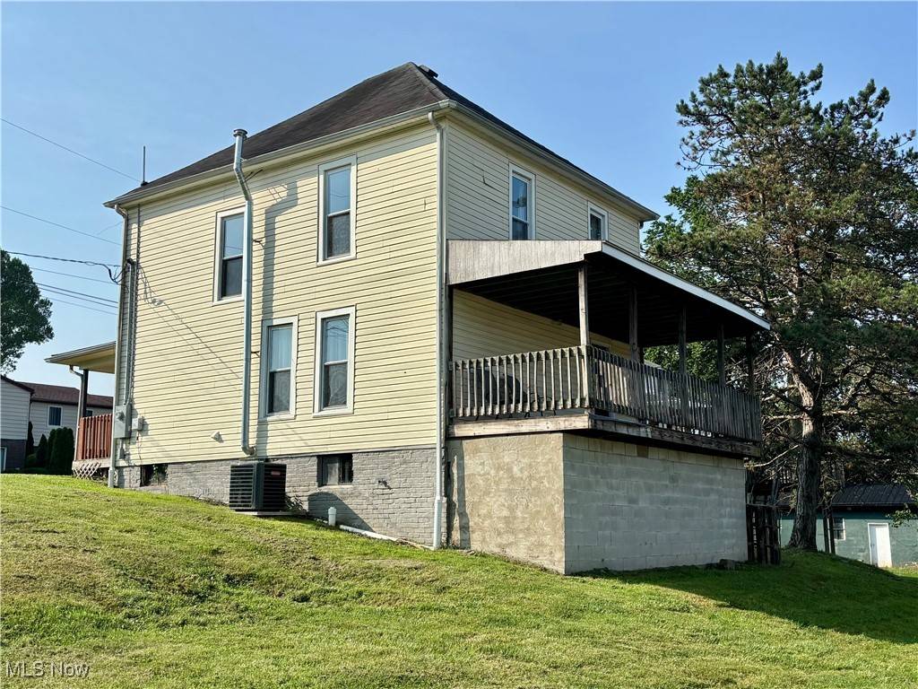 Vienna, WV 26105,1021 12th AVE