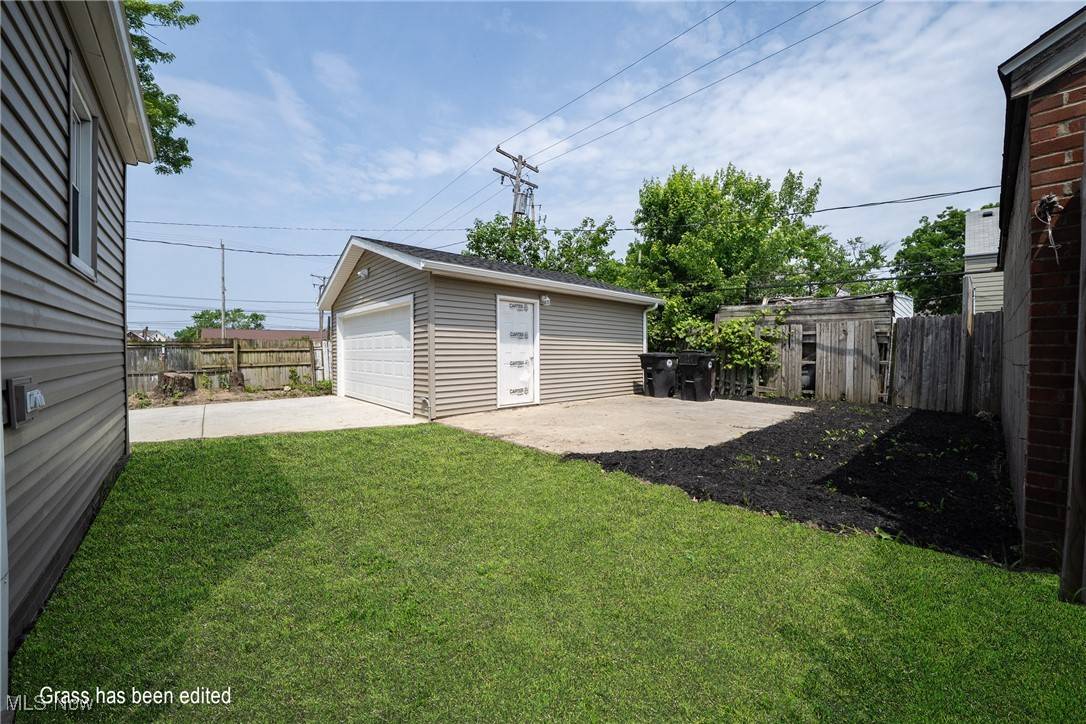Cleveland, OH 44128,16511 Talford AVE