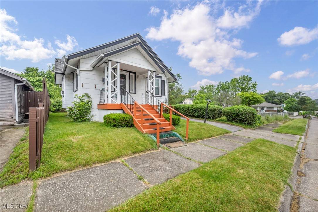 Akron, OH 44306,654 Van Everett AVE