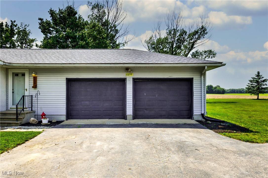 Kinsman, OH 44428,6699 Youngstown Conneaut RD