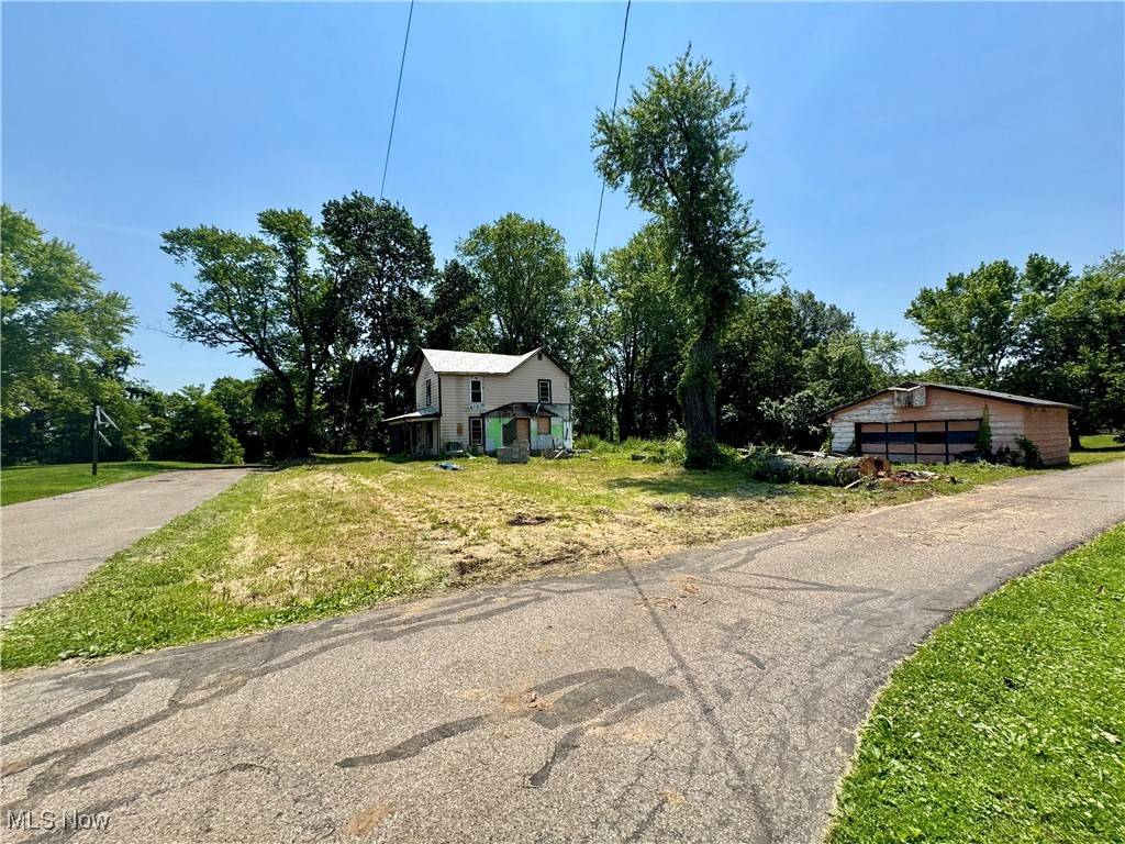 Trinway, OH 43842,3200 2nd ST