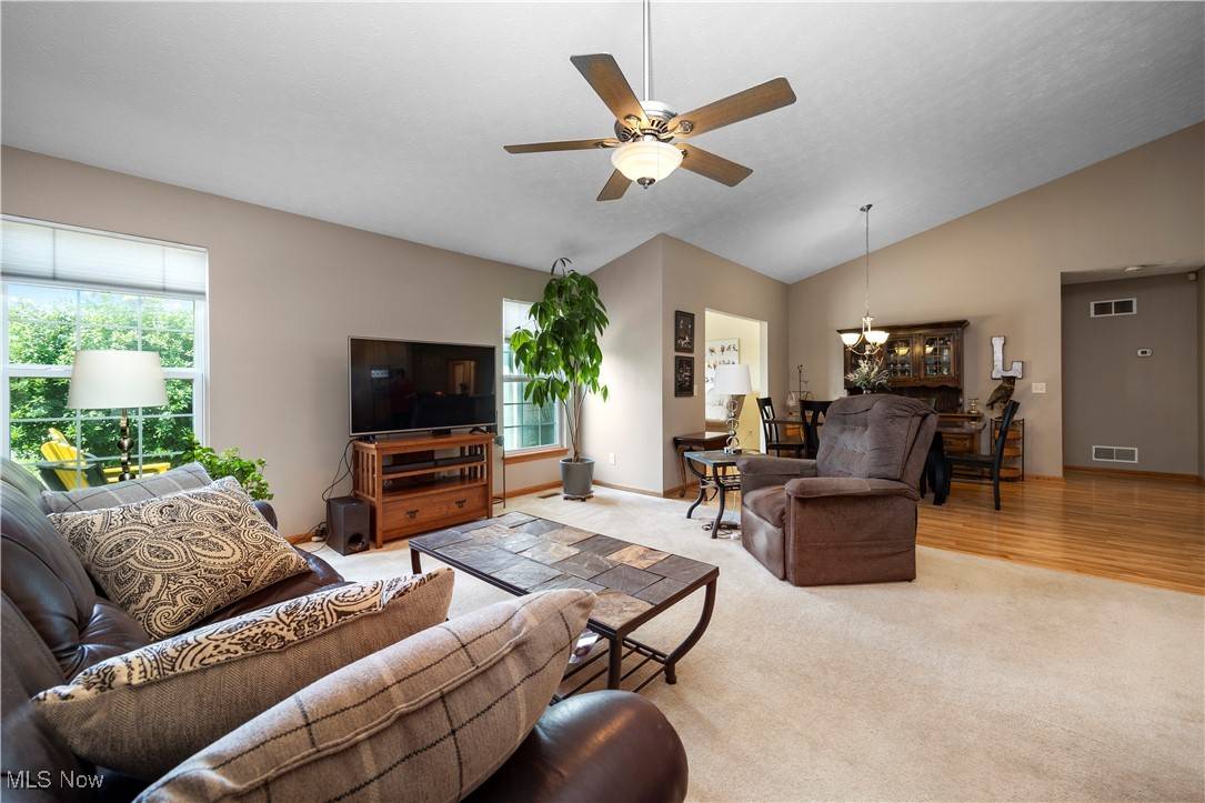 North Ridgeville, OH 44039,38294 Kingston DR