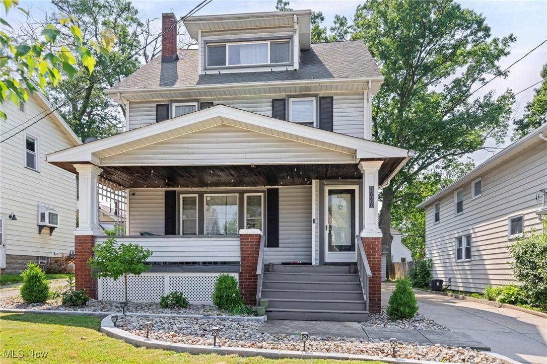 Lakewood, OH 44107,1646 Wyandotte AVE