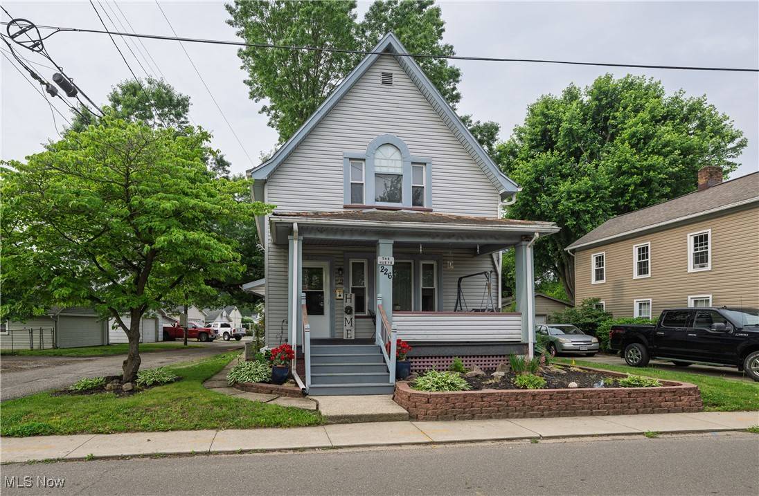 New Philadelphia, OH 44663,226 NW Minnich AVE