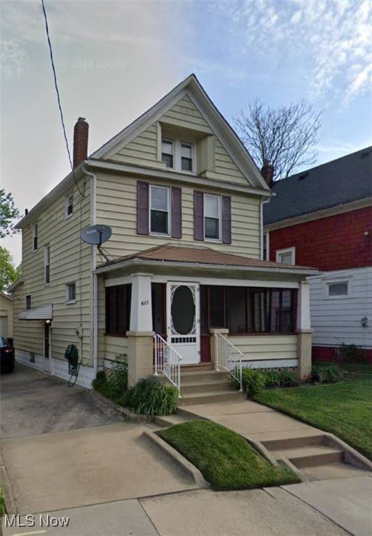 Akron, OH 44307,611 W Thornton ST