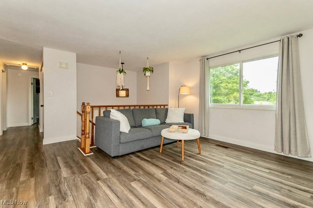Twinsburg, OH 44087,1657 Kasserine CT