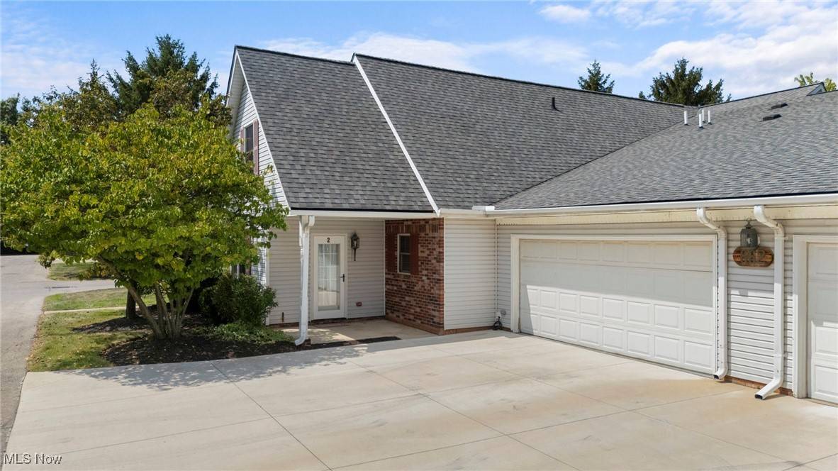 Fairport Harbor, OH 44077,662 2nd ST #2