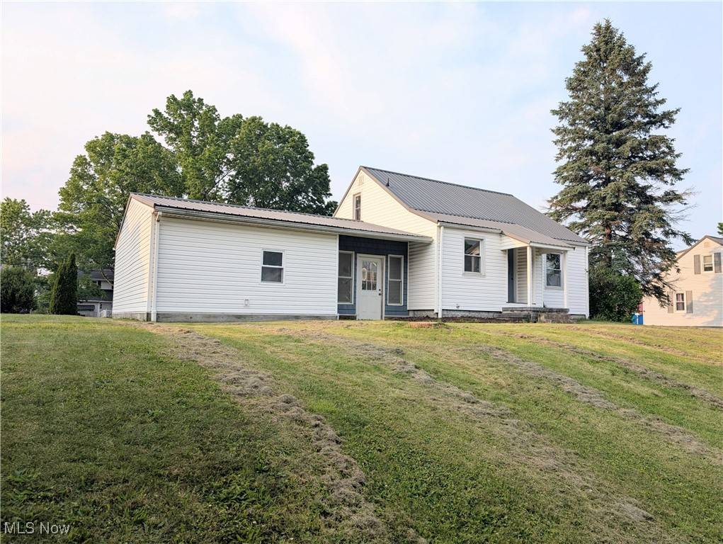 Brewster, OH 44613,173 6th ST SW