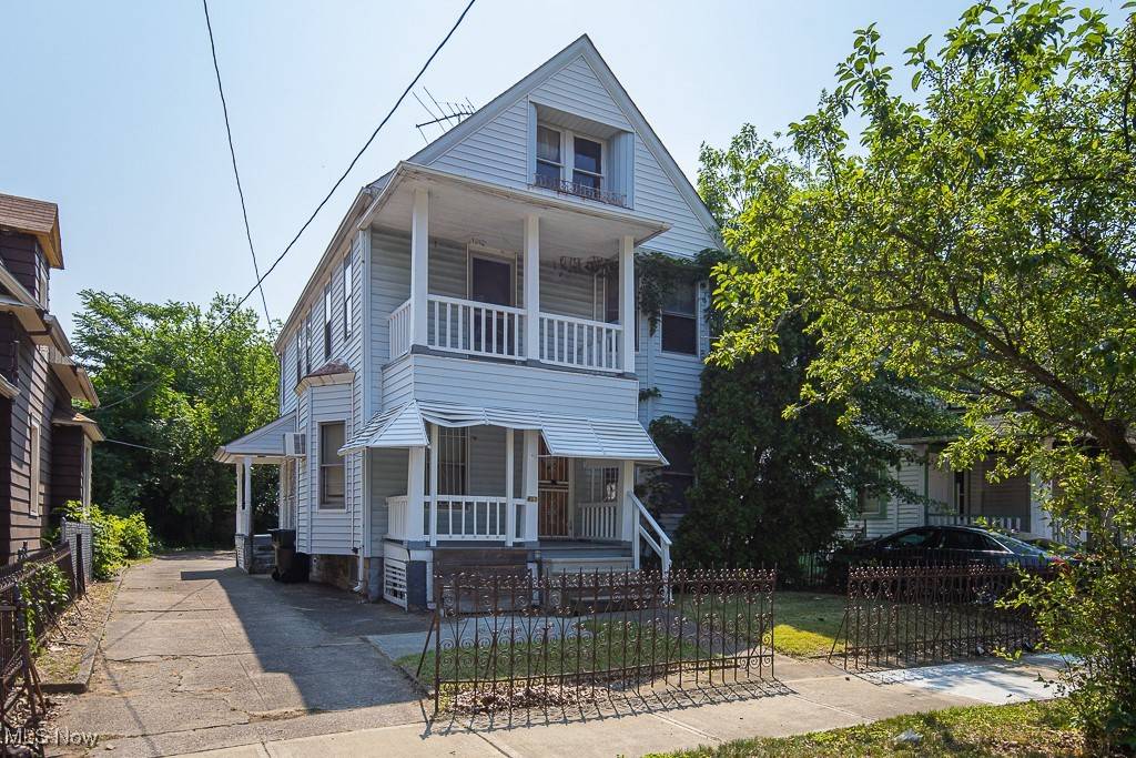 Cleveland, OH 44108,627 E 126th ST