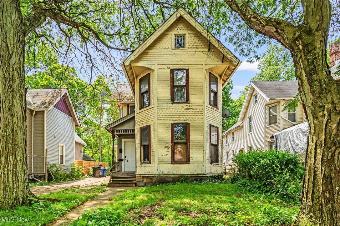 Cleveland, OH 44103,6202 Dibble AVE