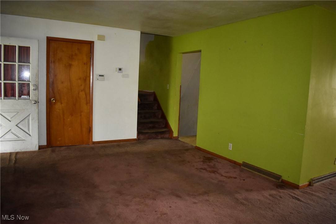 Youngstown, OH 44505,227 Greeley LN
