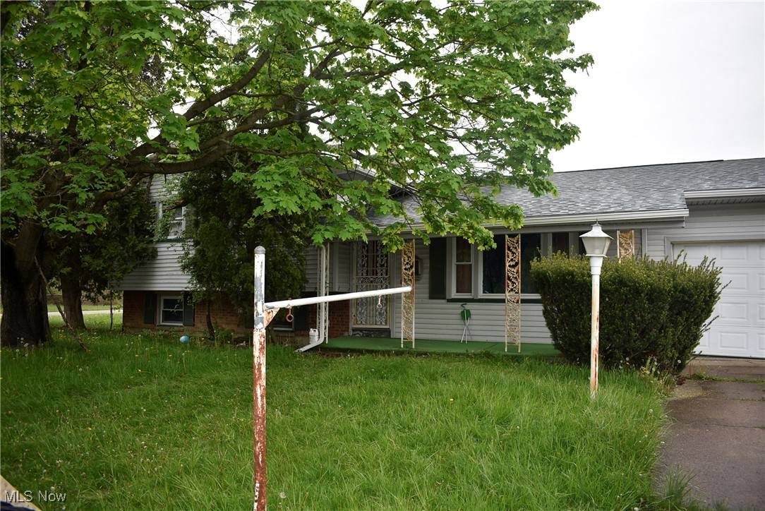 Youngstown, OH 44505,227 Greeley LN