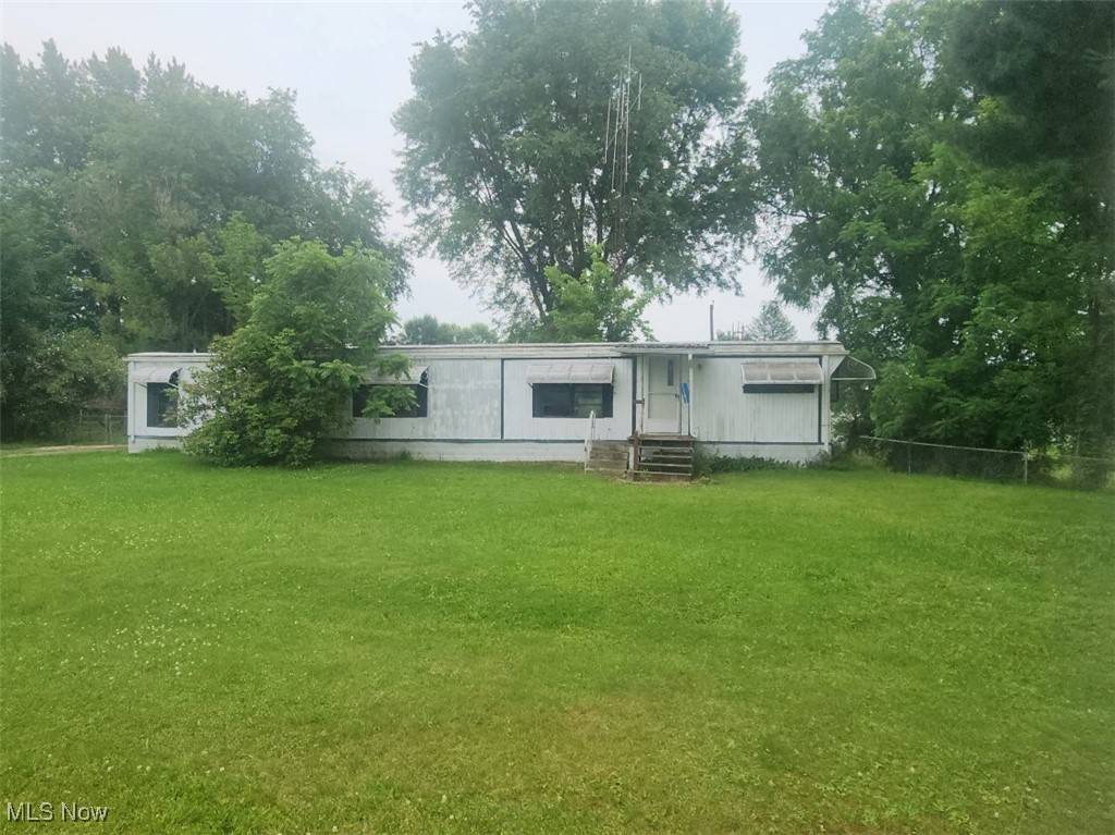 Sandyville, OH 44671,11291 East AVE