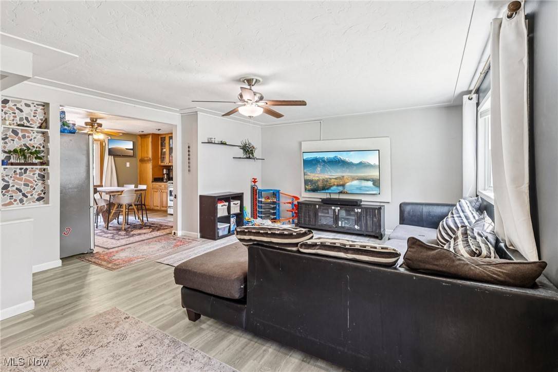 Columbia Station, OH 44028,10324 Greenview DR