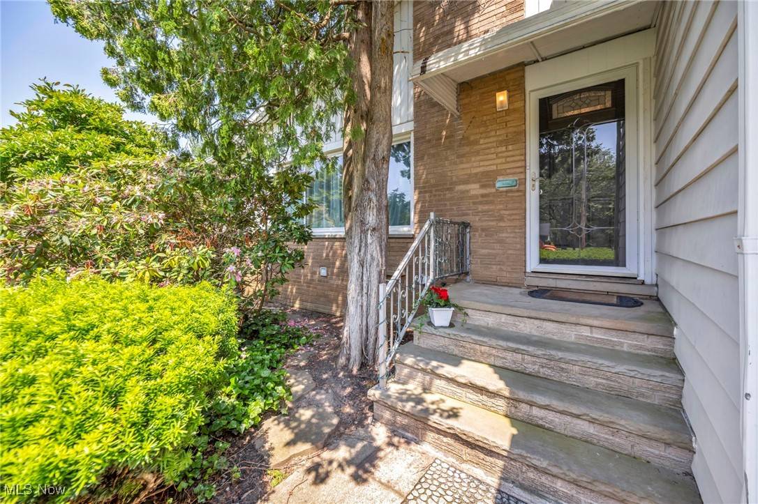 Highland Heights, OH 44143,1019 Rose BLVD
