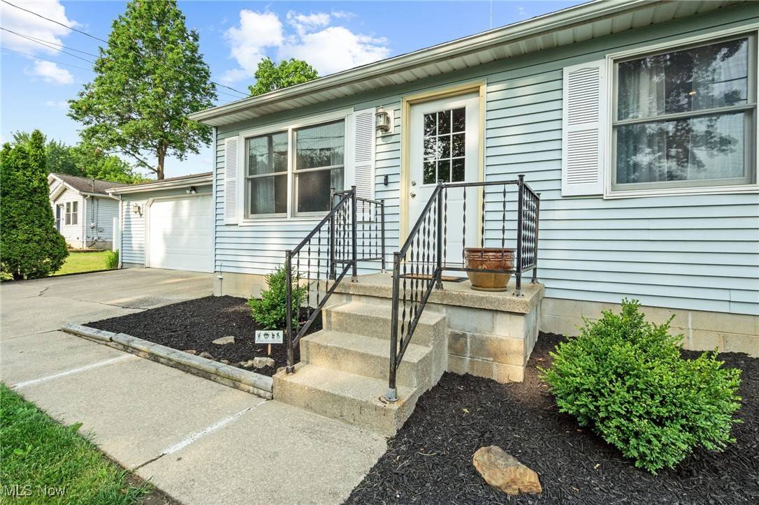 Cuyahoga Falls, OH 44221,1890 Olympic ST