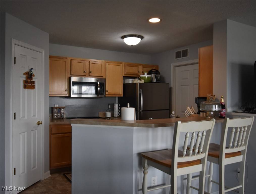 Olmsted Falls, OH 44138,23004 Chandlers LN #4-344