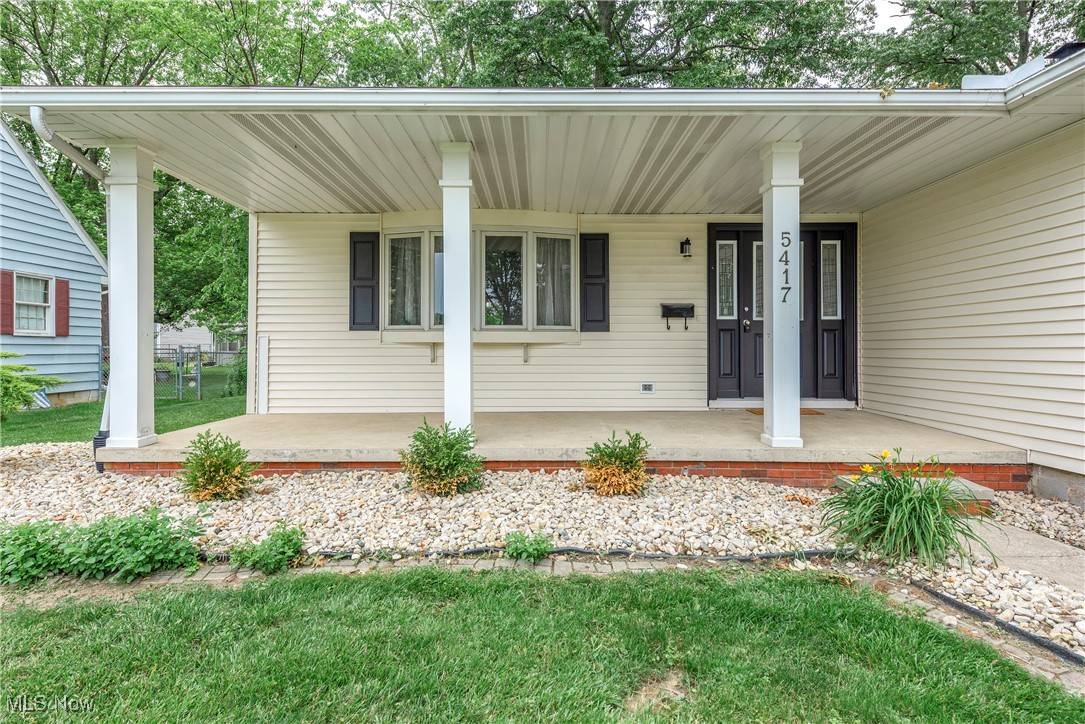 Lorain, OH 44053,5417 Edgewood DR