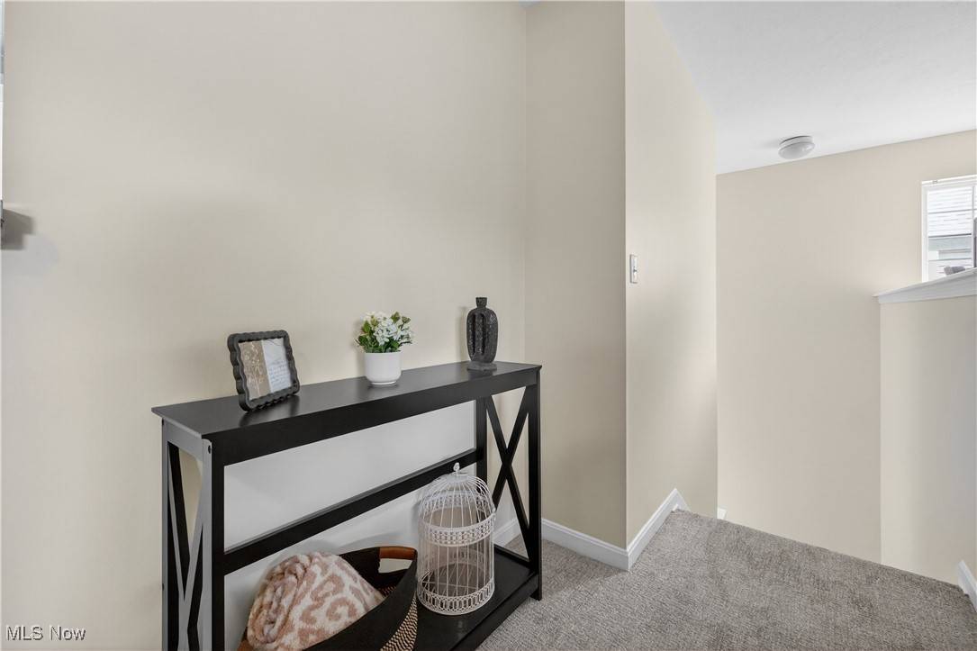 Fairlawn, OH 44333,3375 Lenox Village DR #253