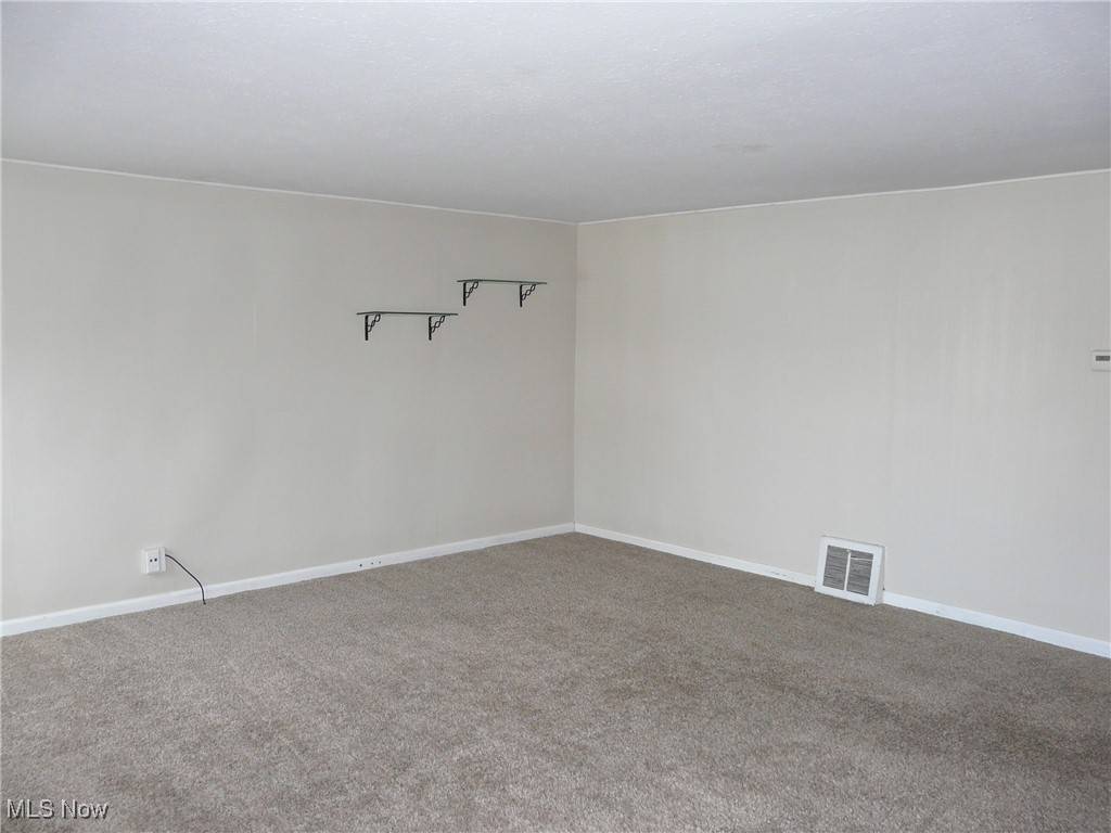 Lakewood, OH 44107,2079 Quail ST
