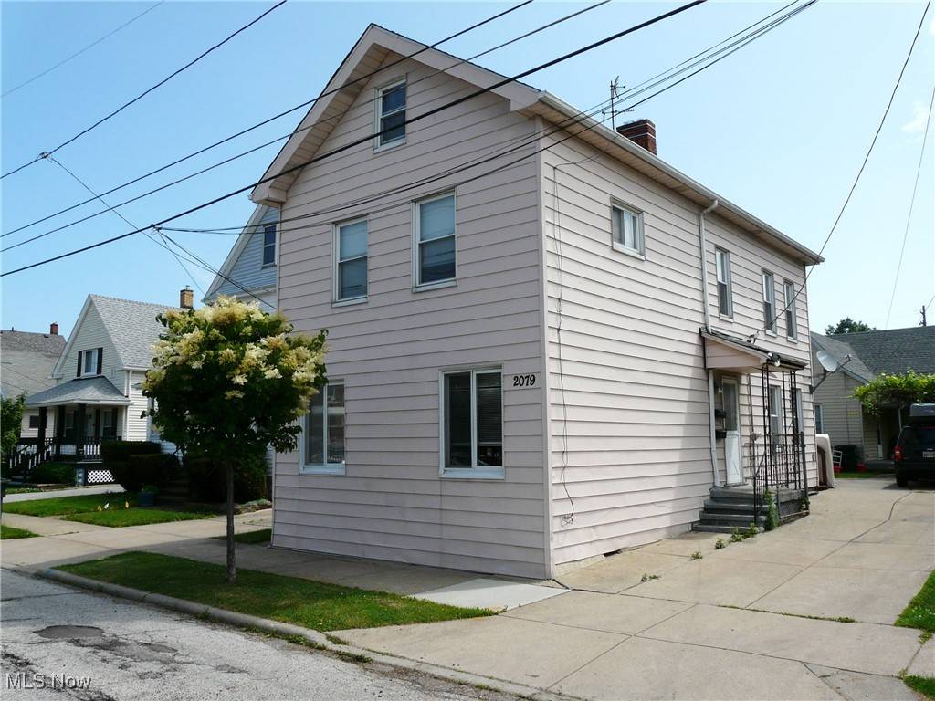 Lakewood, OH 44107,2079 Quail ST