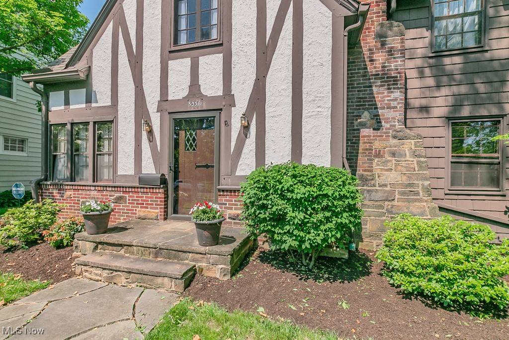 Shaker Heights, OH 44120,3336 Daleford RD